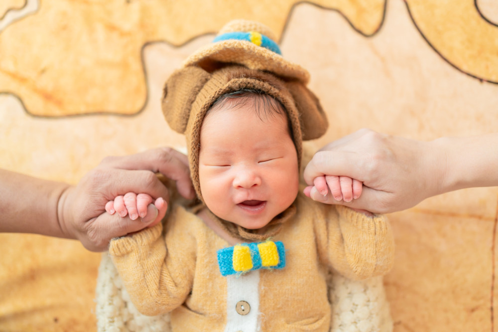 40歲婦腹藏11公分巨大巧克力囊腫！單孔微創手術切除，備孕計劃喜獲麟兒